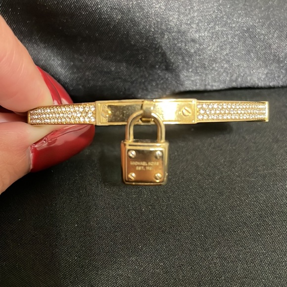 Michael Kors Bangle with Gold Lock and Cubic Zirconia - Picture 4 of 6